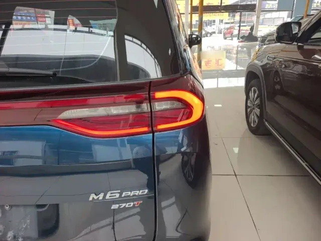 GAC Trumpchi M6 — Фото автомобиля 7