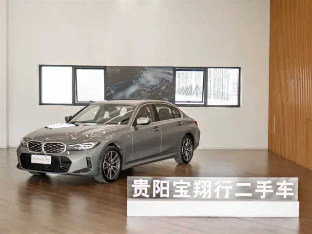 Фотография автомобиля — BMW 3 Series