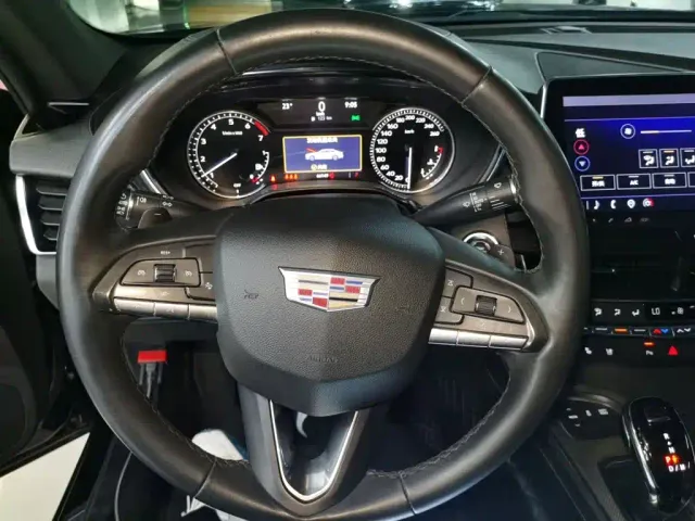 Cadillac CT5 — Фото автомобиля 6