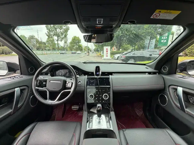 Land Rover Discovery Sport — Фото автомобиля 13