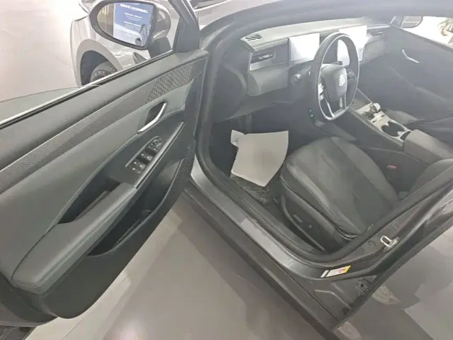 BYD Qin PLUS — Фото автомобиля 15