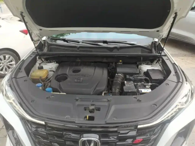Changan CS75 Plus — Фото автомобиля 19