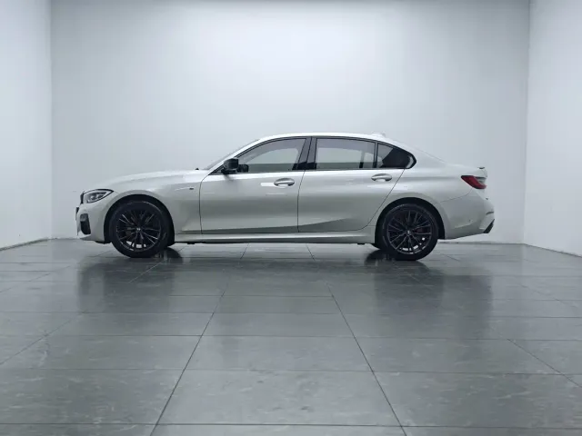 BMW 3 Series — Фото автомобиля 11
