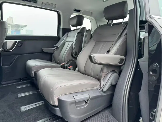 Maxus Dajia 7 — Фото автомобиля 10