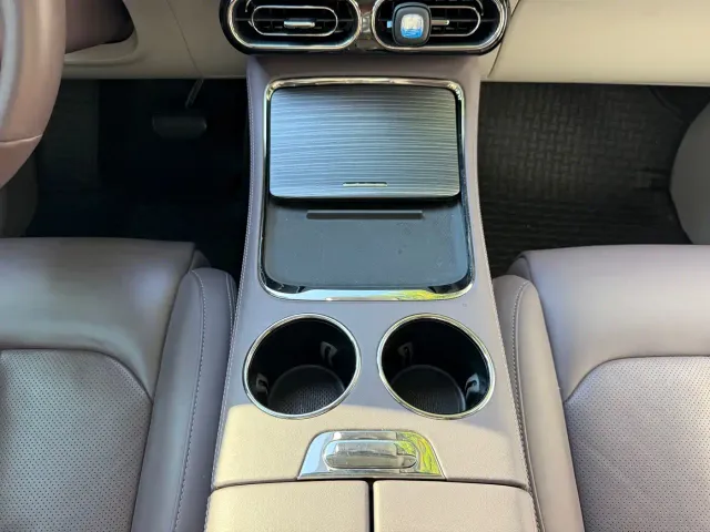 Leapmotor C11 — Фото автомобиля 12