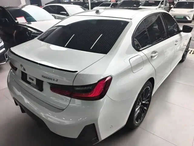 BMW 3 Series — Фото автомобиля 6