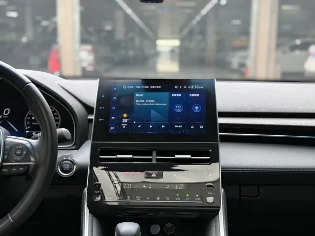 Toyota Avalon — Фото автомобиля 5