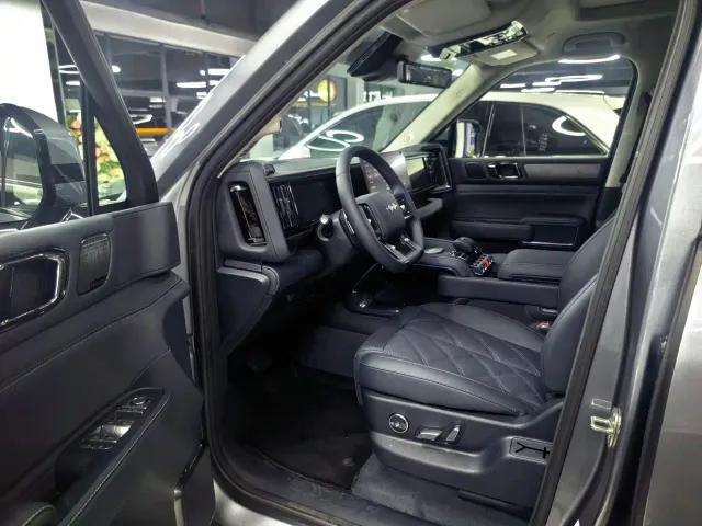 BYD FangChengBao Leopard 5 — Фото автомобиля 7