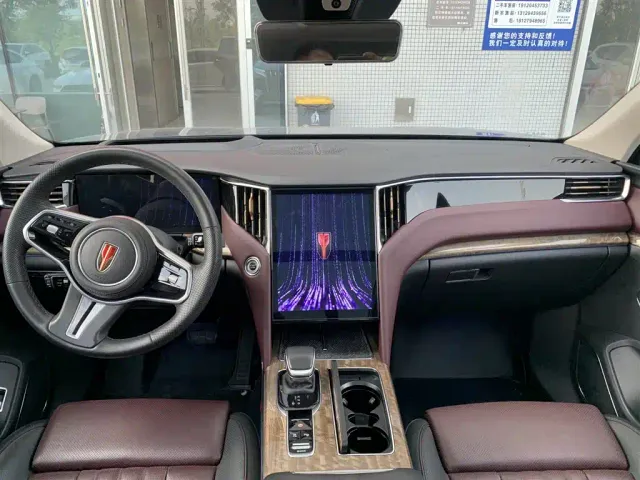 Hongqi HS7 — Фото автомобиля 6