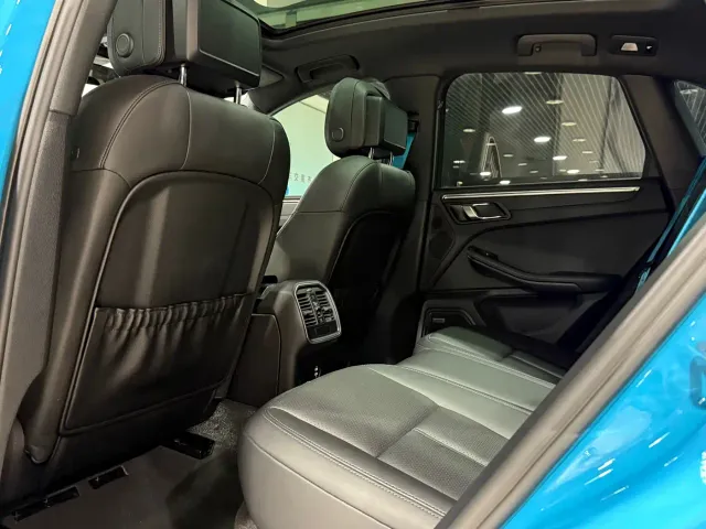 Porsche Macan — Фото автомобиля 9