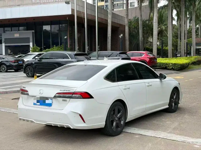 Honda Inspire — Фото автомобиля 6