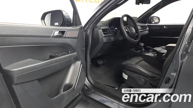 KG_Mobility_Ssangyong Rexton Новый Rexton Sport Khan Дизель 2.2 4WD — Фото автомобиля 9