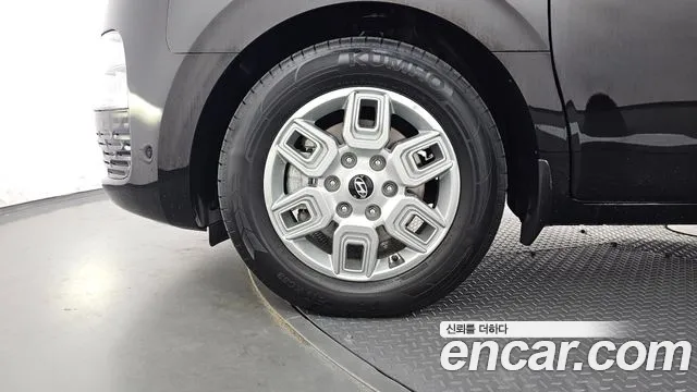 Hyundai Staria Staria Карго 5 мест — Фото автомобиля 5