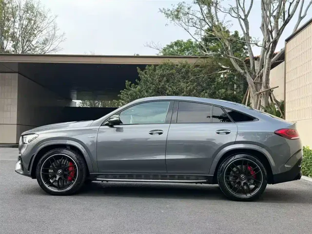 Mercedes-Benz GLE Coupe AMG — Фото автомобиля 6
