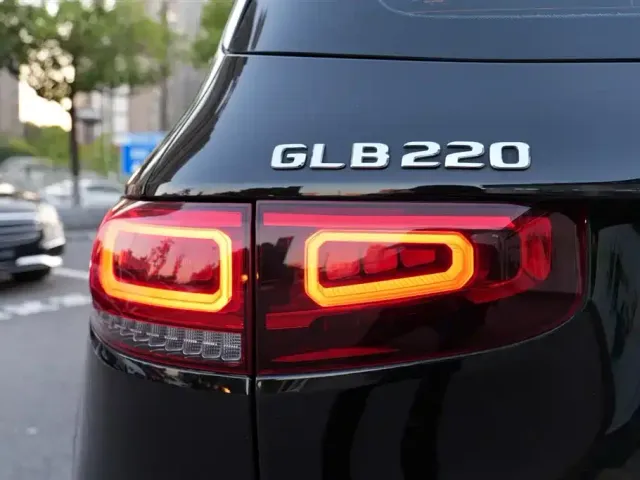 Mercedes-Benz GLB-Class — Фото автомобиля 15