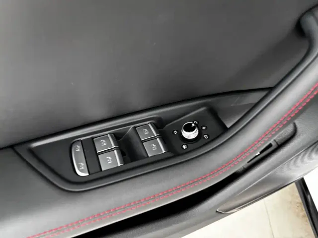 Audi A4L — Фото автомобиля 11