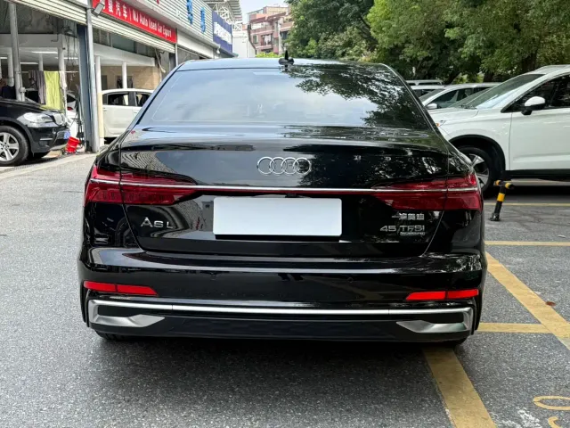 Audi A6L — Фото автомобиля 4