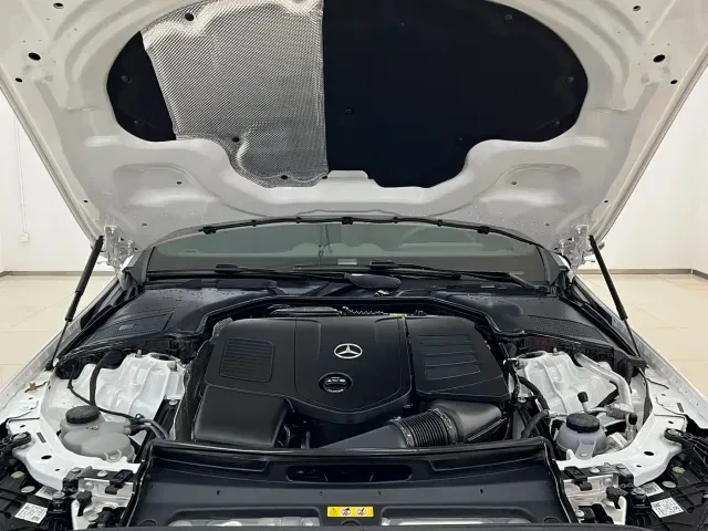 Mercedes-Benz C-Class — Фото автомобиля 13