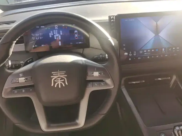BYD Qin PLUS — Фото автомобиля 12