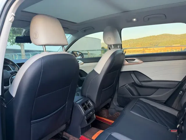 Volkswagen Tharu — Фото автомобиля 21