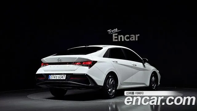 Hyundai AVANTE Новый Avante (CN7) — Фото автомобиля 2