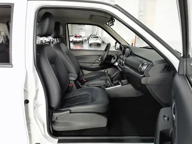 Dongfeng Ruiqi — Фото автомобиля 23
