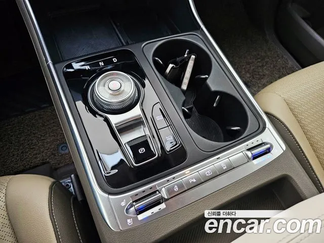 Kia Canival Новый Carnival 4 поколение Дизель 9 мест Signature — Фото автомобиля 9