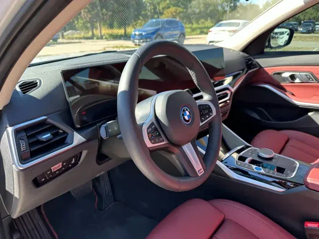 BMW i3 — Фото автомобиля 11
