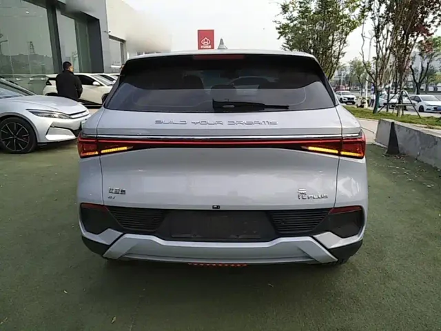 BYD Yuan PLUS — Фото автомобиля 5
