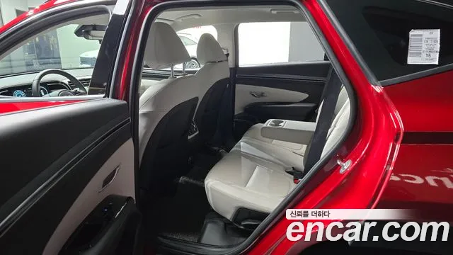 Hyundai Tucson Tucson (NX4) Бензин 1.6 Turbo 4WD — Фото автомобиля 11