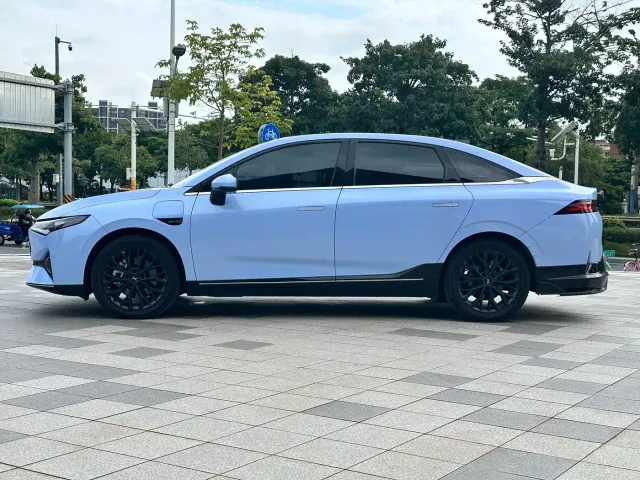 Xpeng P5 — Фото автомобиля 9