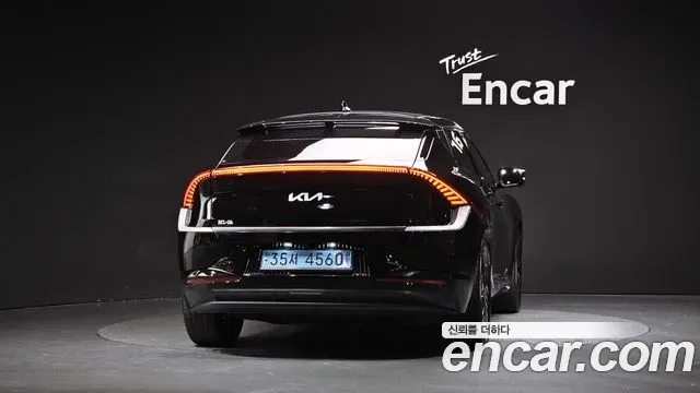 Kia EV6 — Фото автомобиля 3
