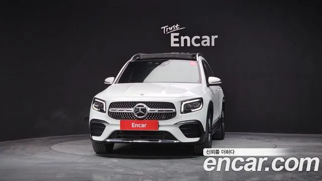 Mercedes-Benz GLB-Class — Фото автомобиля 3