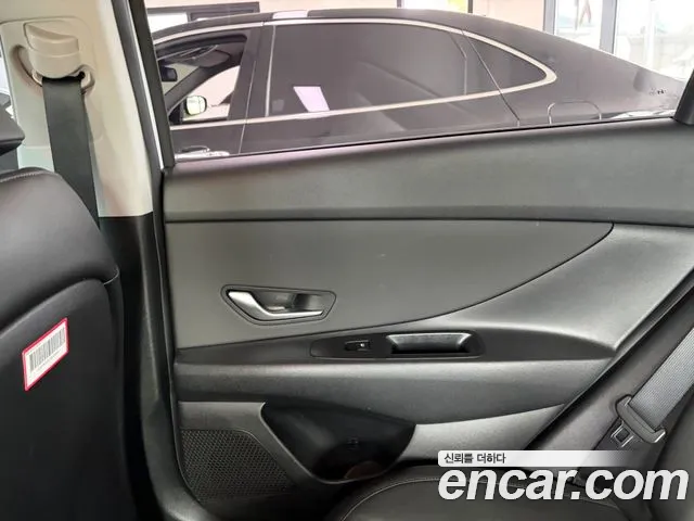 Hyundai AVANTE Modern — Фото автомобиля 11