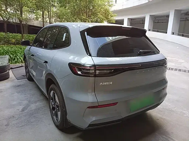 Geely Galaxy E5 — Фото автомобиля 4