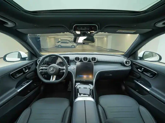Mercedes-Benz C-Class — Фото автомобиля 18