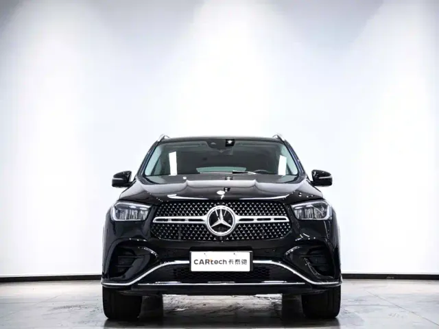 Mercedes-Benz GLE-Class — Фото автомобиля 4