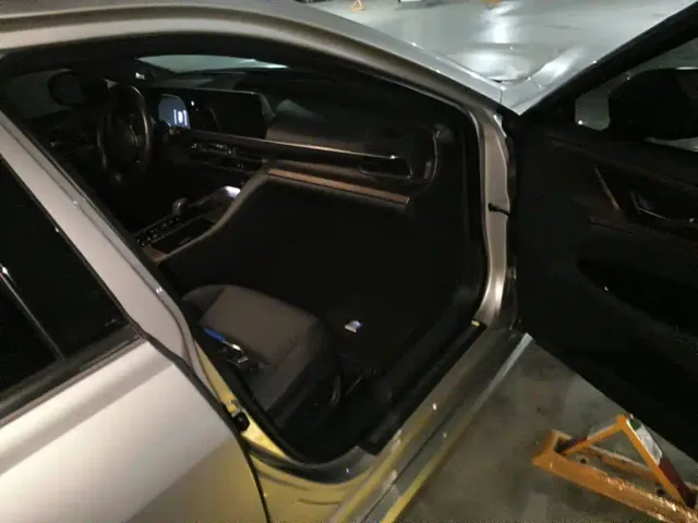 Toyota Crown — Фото автомобиля 10
