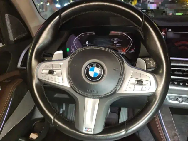 BMW X5 — Фото автомобиля 2