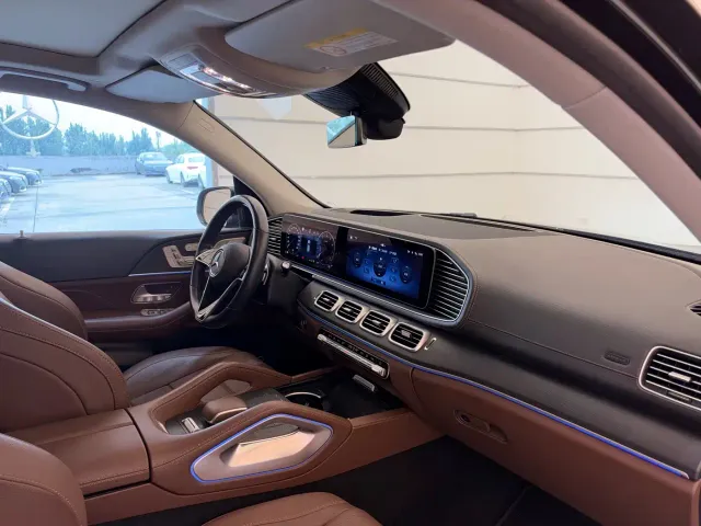 Mercedes-Benz GLE-Class — Фото автомобиля 12