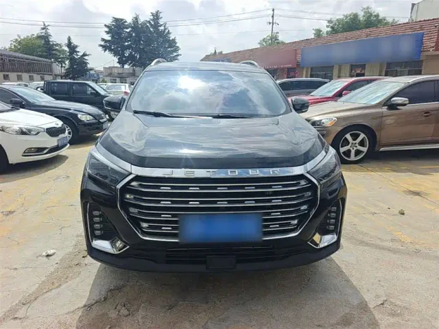 Jetour X90 Plus — Фото автомобиля 2