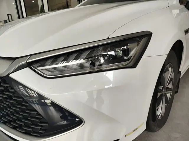 BYD Qin PLUS — Фото автомобиля 23