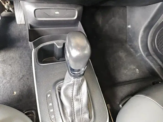 Roewe Clever — Фото автомобиля 13