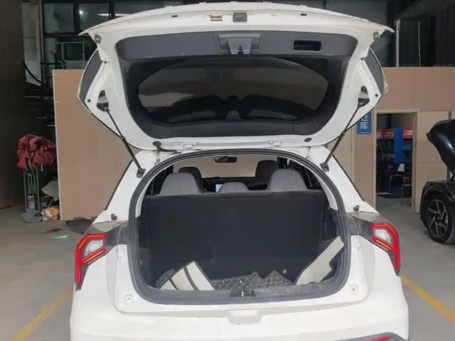 Geely Geometry E Firefly — Фото автомобиля 18