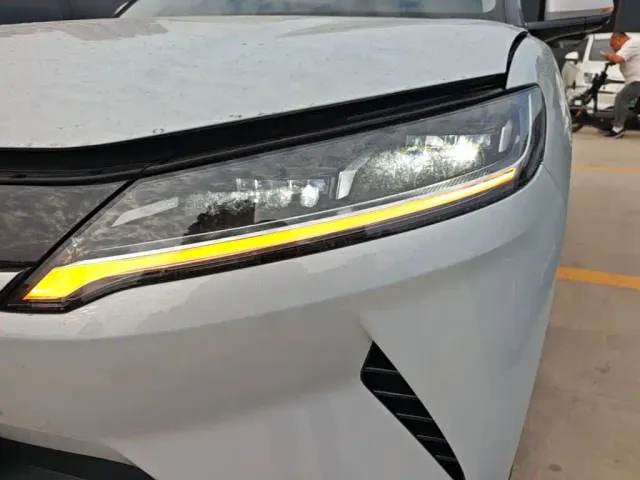 BYD Yuan UP — Фото автомобиля 23