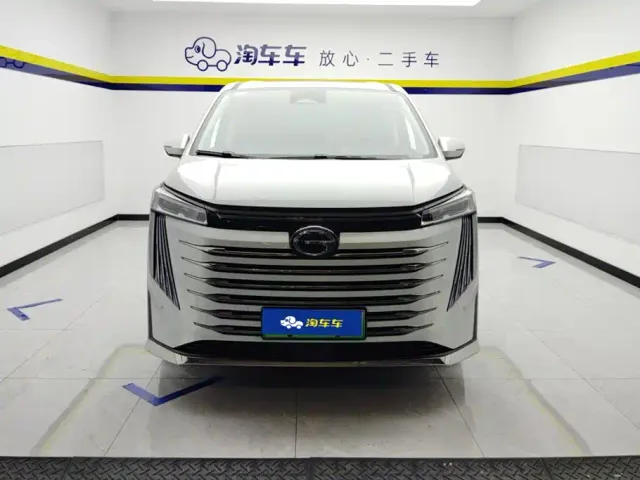 GAC Trumpchi E9 — Фото автомобиля 2