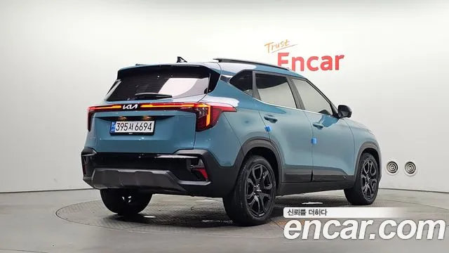 Kia Seltos — Фото автомобиля 2
