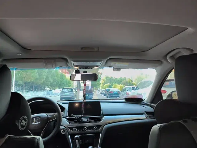 Honda Accord — Фото автомобиля 14