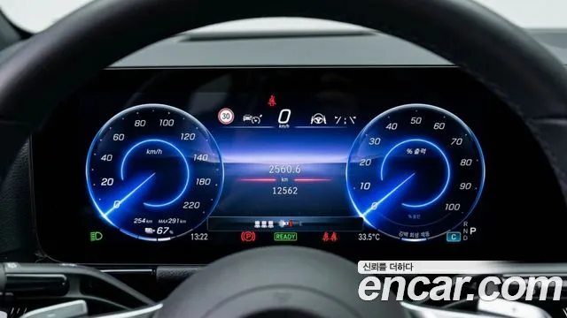 Mercedes-Benz EQA — Фото автомобиля 8
