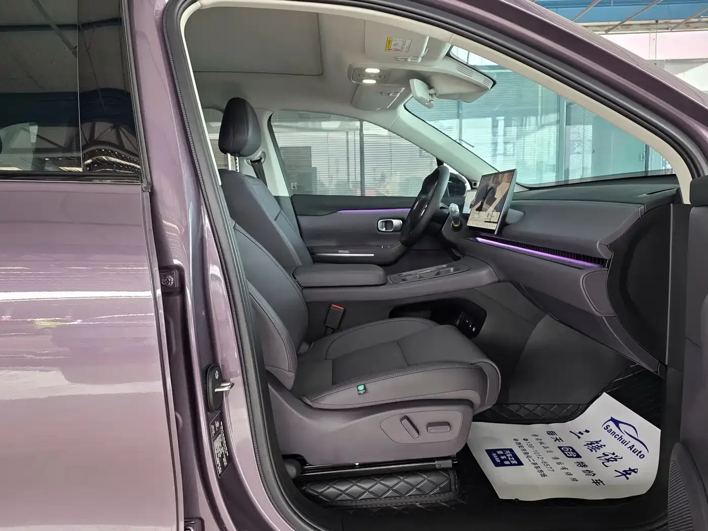 Leapmotor Leapmotor C10 2026 210 Delight Edition — Фото автомобиля 13